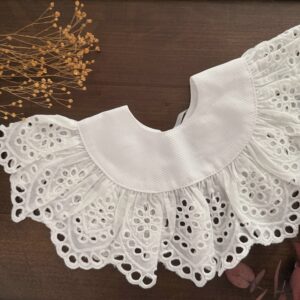 Cuello Carlota